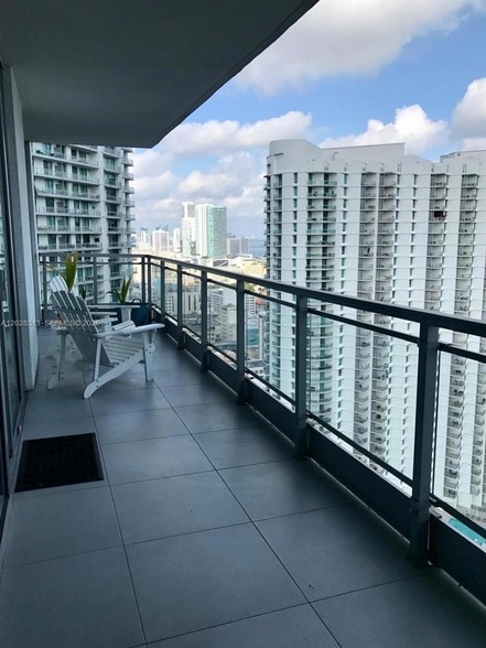 Photo - 92 SW 3rd St Unit 3712