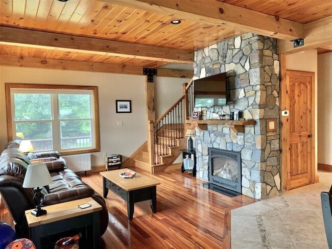 Building Photo - 26 Hawthorne Rd Unit ID1255702P