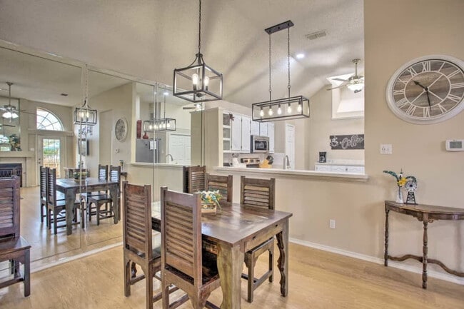 Photo - 6325 Wildhaven Dr Unit ID1019573P