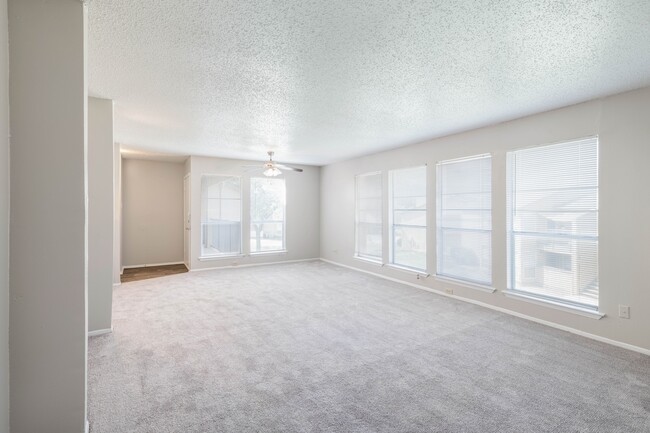 Photo - Westdale Hills Sawgrass