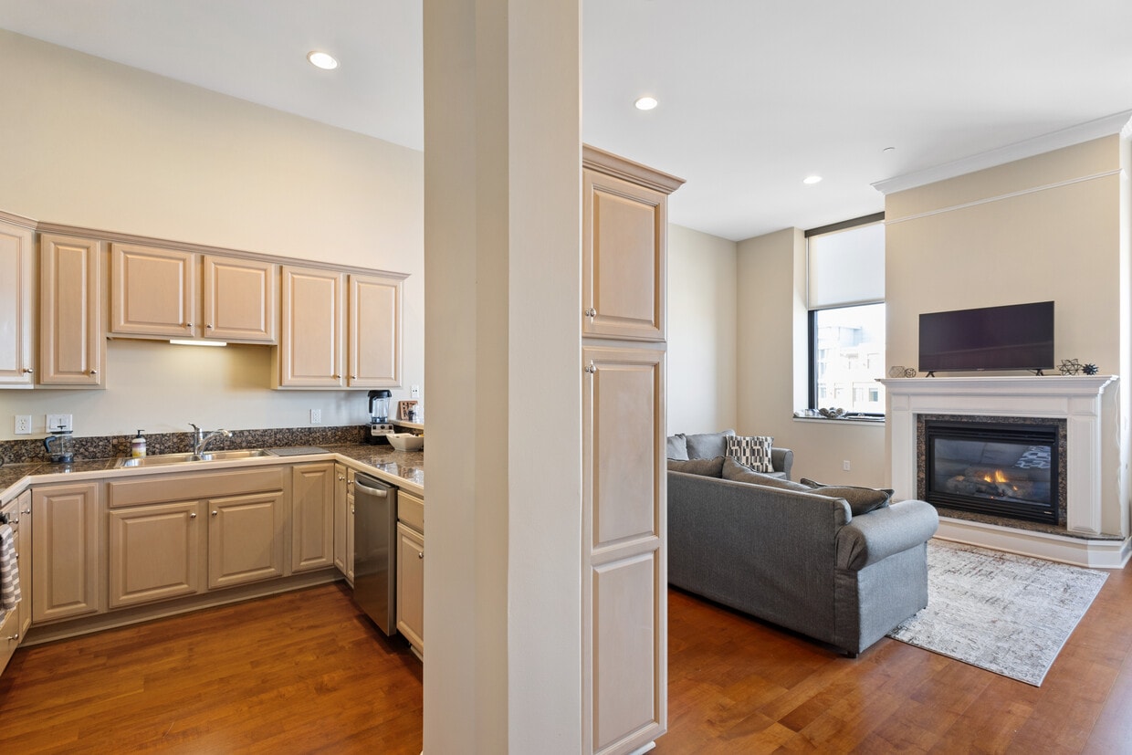 Floor Plan - 2 BED, 2 BATH