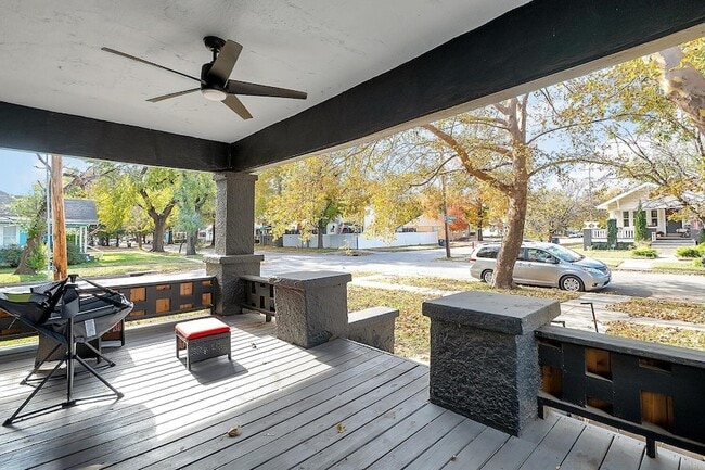 Photo - 244 S Volutsia Ave