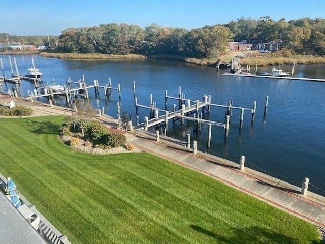 Building Photo - 45 Main St Unit 221