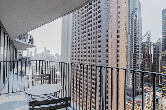 Photo - 225 N Columbus Dr Unit SI FL43-ID1426