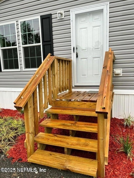 Photo - 520 Hickory Nut Trail