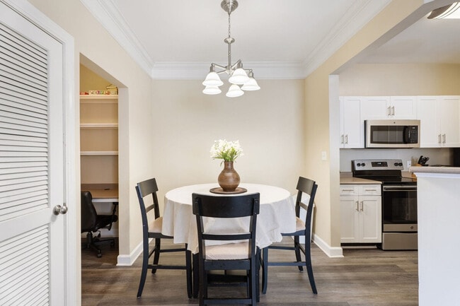 Photo - 2431 Brisbane Woods Way Unit ID1262811P