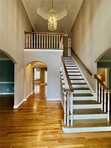 Photo - 5450 Heathridge Terrace