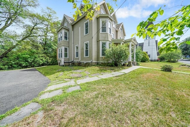 Photo - 34 Market St Unit 2