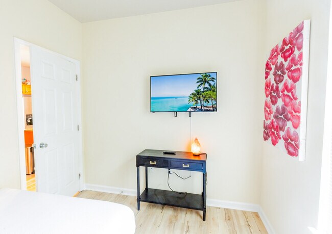 Photo - 1657 Indian Woman Rd Unit SI ID1502060P