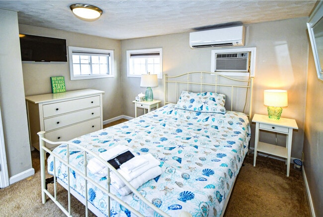 Photo - 38 North End Blvd Unit SI ID1631129P