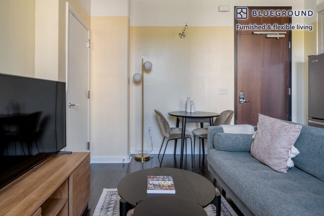 Photo - 1801 Wedemeyer St Unit FL2-ID1456