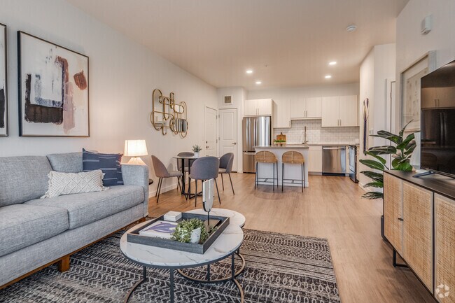 1 BR, 1 BA - 795 SF - Fieldhouse