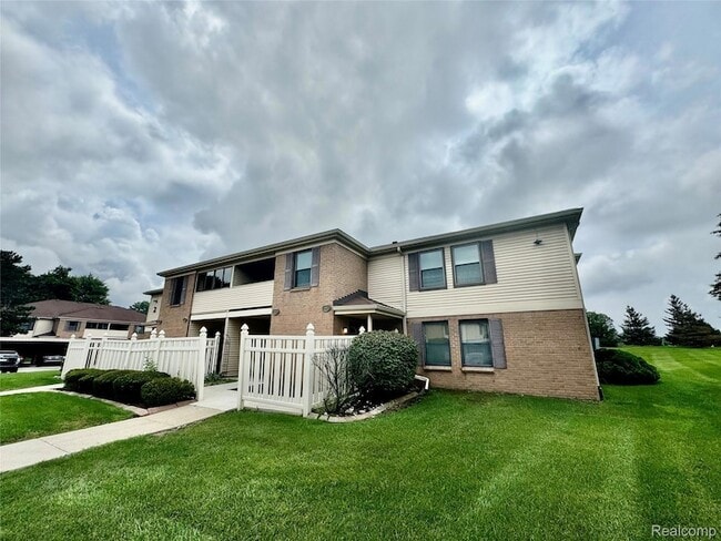 Building Photo - 19536 Northridge Dr