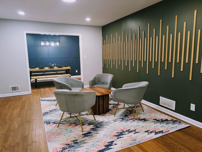 Photo - 469 Holt Rd NE Unit FL1-ID1345540P