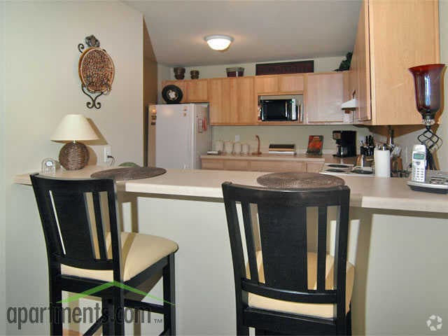 Kitchen - Hawks Ridge Apartments