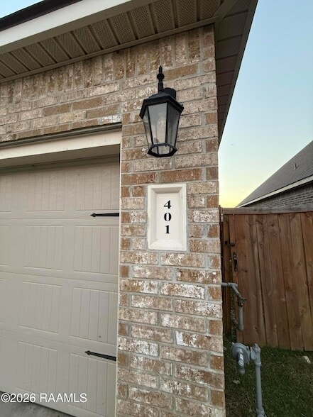 Photo - 401 Eastwood Dr