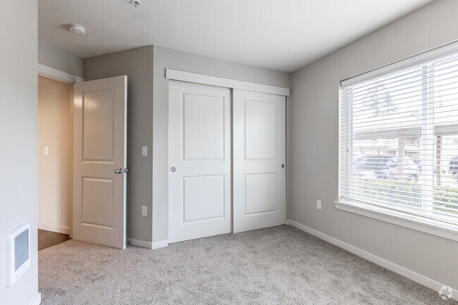 3BR, 2BA - 1168SF - Rock Creek Ridge