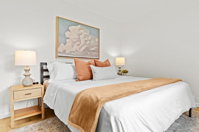 Photo - 22 2nd St Unit ID1032305P