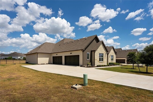 Photo - 704 Prairie Clover Dr
