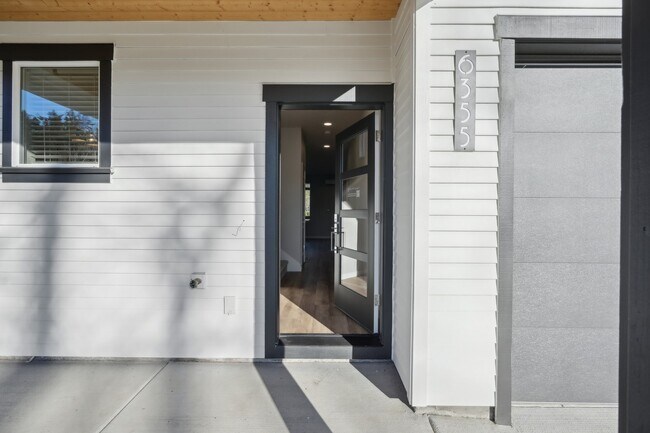 Exterior Entrance - Quail Park Homes