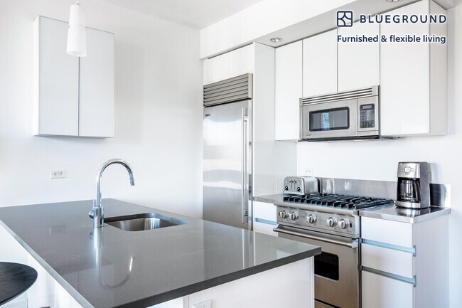 Photo - 550 W 54th St Unit SI FL25-ID521