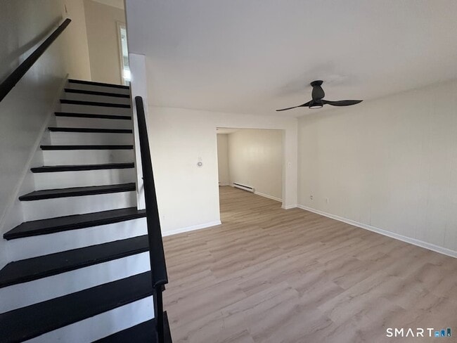 Photo - 1280 Townsend Ave