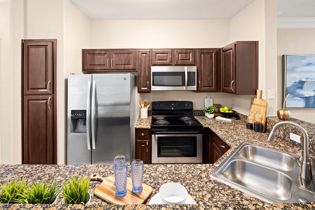 Photo - Villas At Parkside