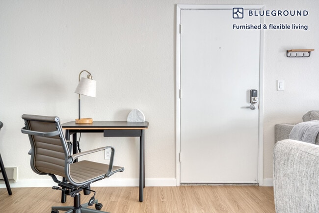 Photo - 2850 Middlefield Rd Unit FL2-ID1259