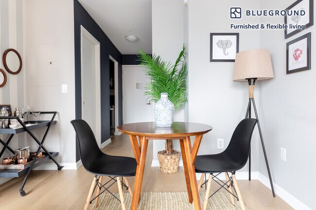 Photo - 535 W 23rd St Unit FL11-ID80