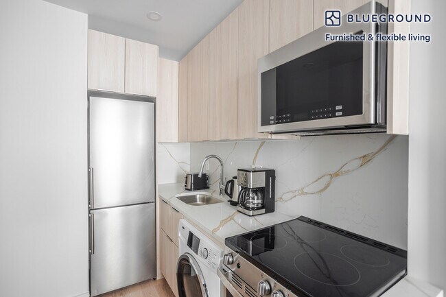 Photo - 161 Prince St Unit SI FL3-ID2238