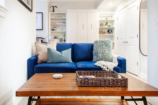 Building Photo - 1901 16th St NW Unit ID1238463P