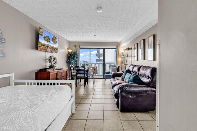 Building Photo - 2000 S Ocean Blvd Unit ID1266361P