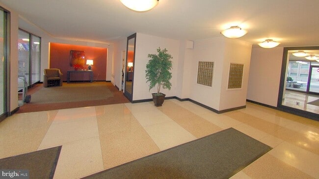 Photo - 522 21st St NW Unit 208