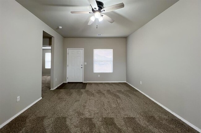 Photo - 4301 Driftwood Dr