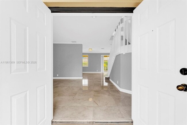 Photo - 1518 Maple Dr