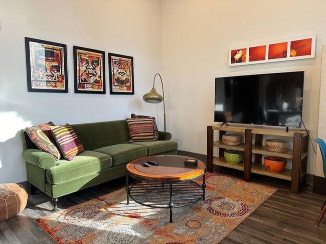 Building Photo - 350 East Ave Unit ID1094668P