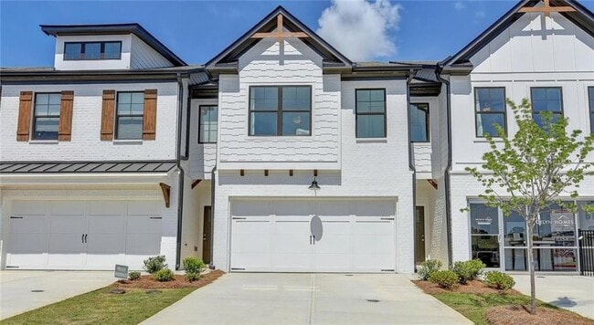 Photo - 2021 Old Covington Hwy SE