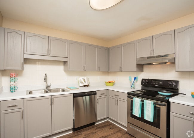 Building Photo - Wynthrope Forest