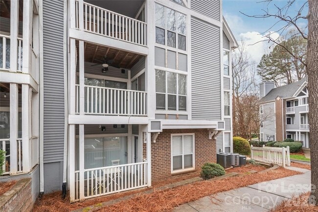 Photo - 2510 Cranbrook Ln Unit 22