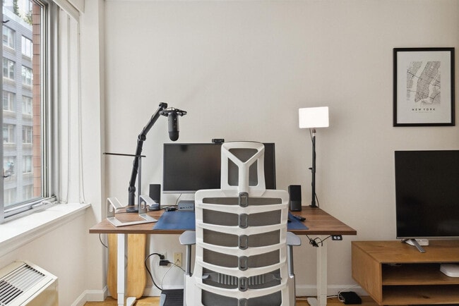 Photo - 120 W 21st St Unit SI FL6-ID337565P