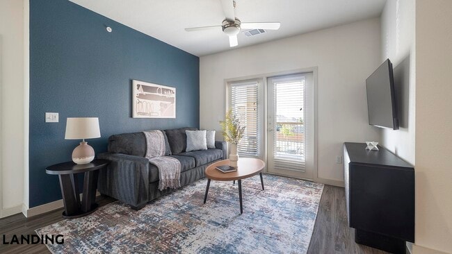 Photo - 2825 Main St Unit 721