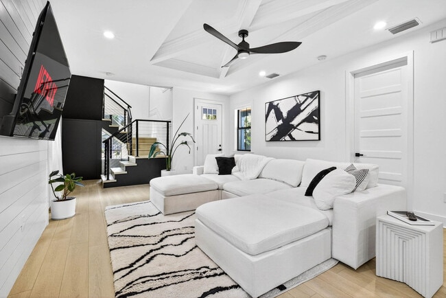 Photo - 1200 E Jean St Unit ID1344551P