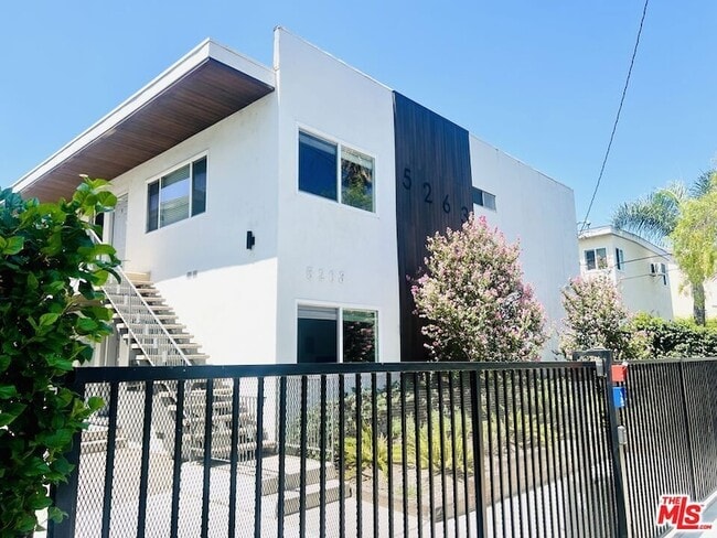 Building Photo - 5263 Riverton Ave