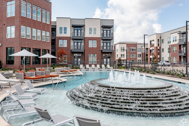 Building Photo - Encore Rise