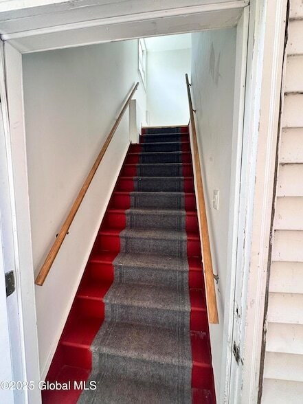 Photo - 200 Mohawk St Unit 2