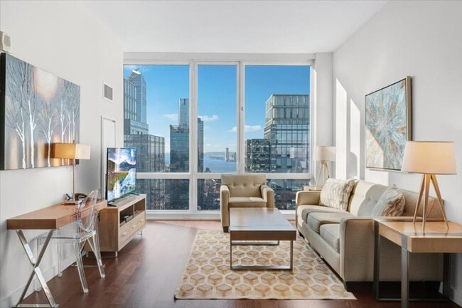 Building Photo - 605 W 42nd St Unit SI ID1016422P