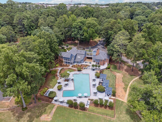 Photo - Avondale Village