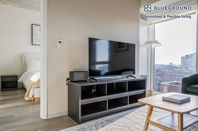 Photo - 343 W Schiller St Unit FL7-ID1311