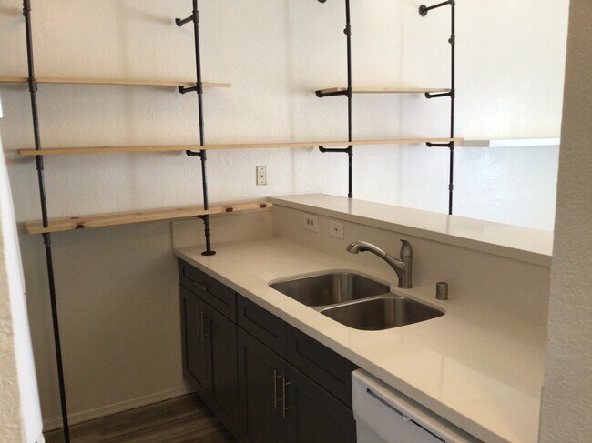 Kitchen - 3601 Hughes Ave