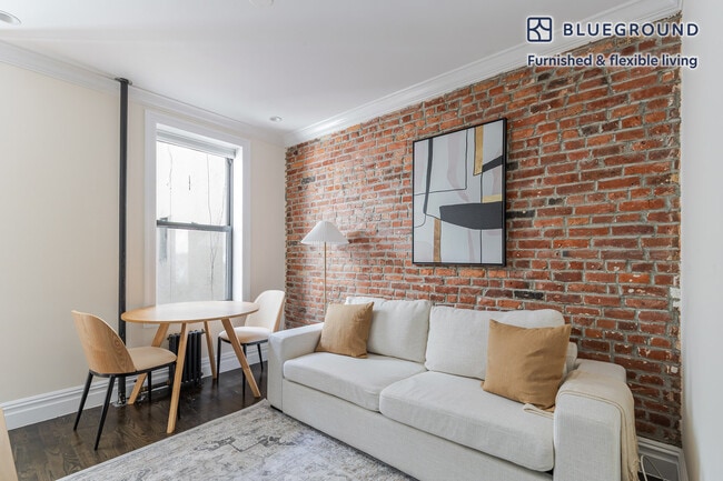 Building Photo - 239 Elizabeth St Unit FL5-ID1975